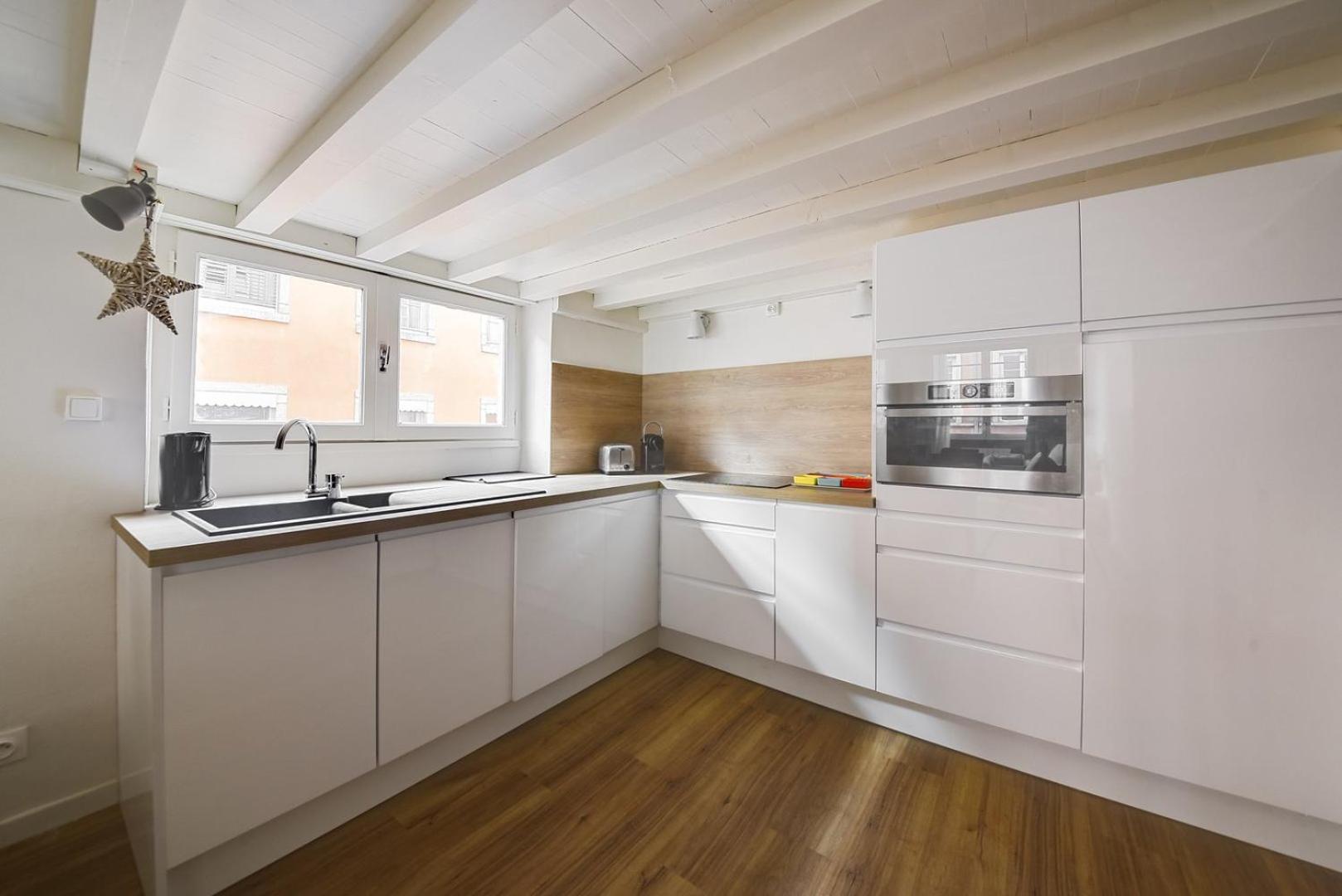 Guestready - Magnificent Duplex Canut Hypercentre Лион Экстерьер фото