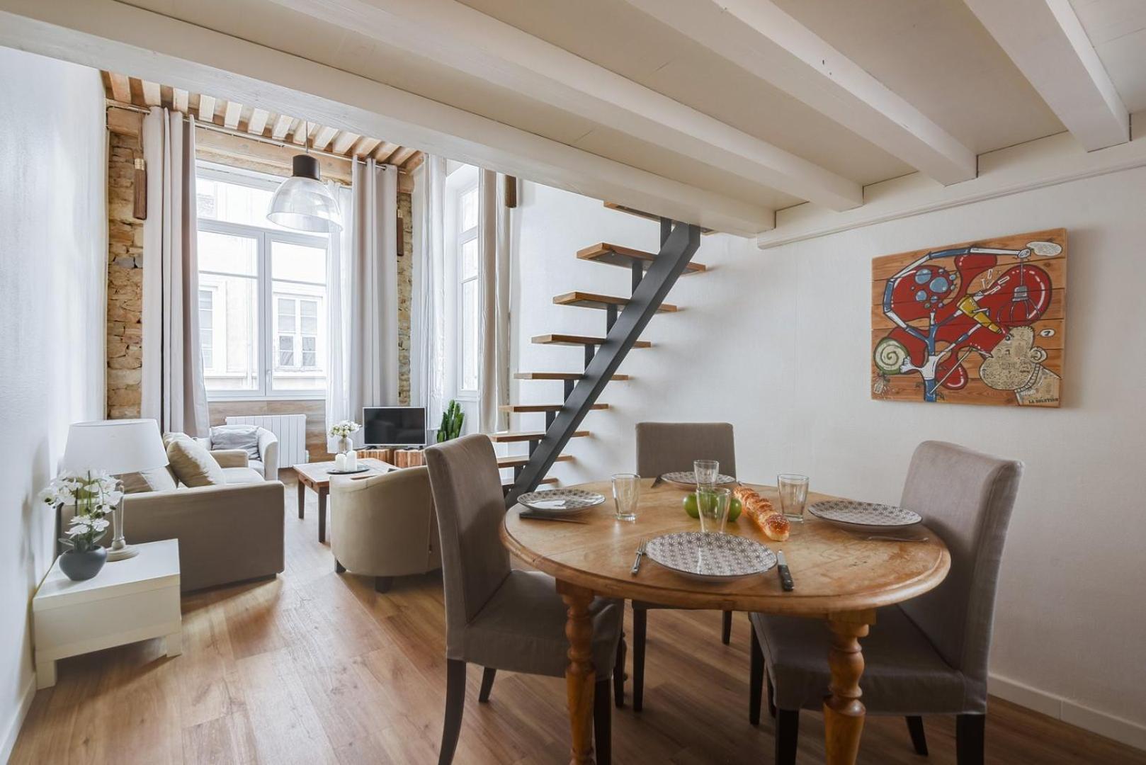 Guestready - Magnificent Duplex Canut Hypercentre Лион Экстерьер фото