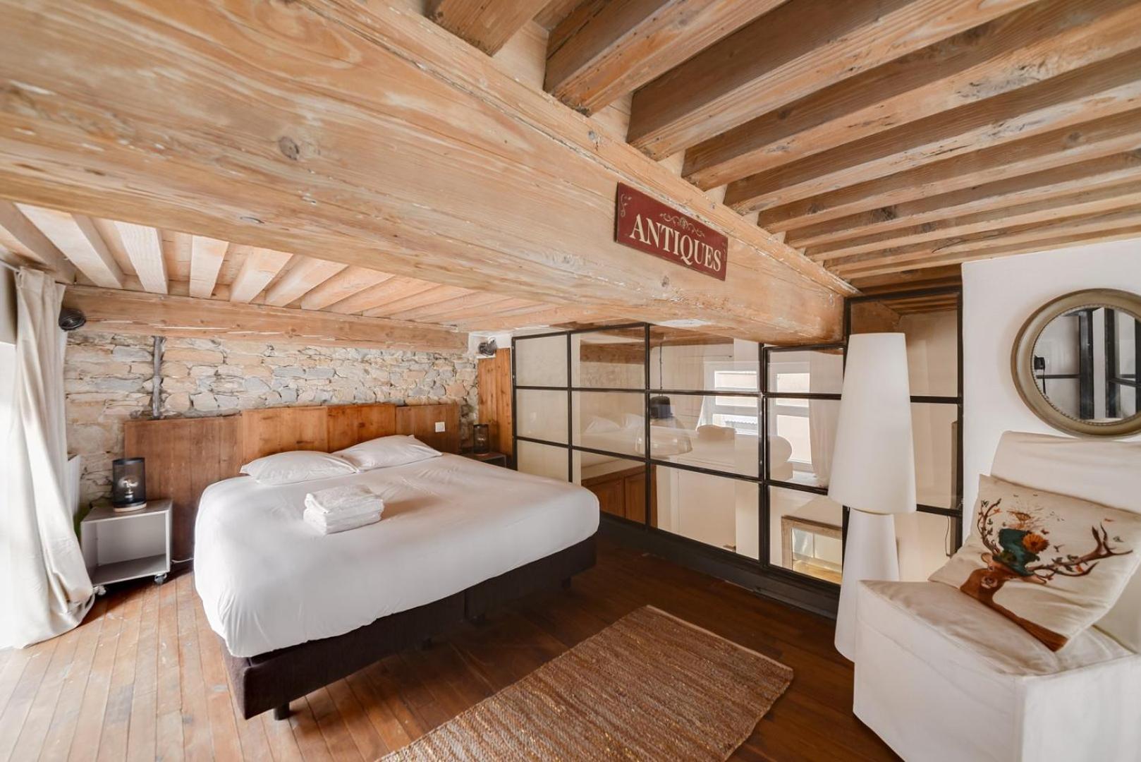 Guestready - Magnificent Duplex Canut Hypercentre Лион Экстерьер фото